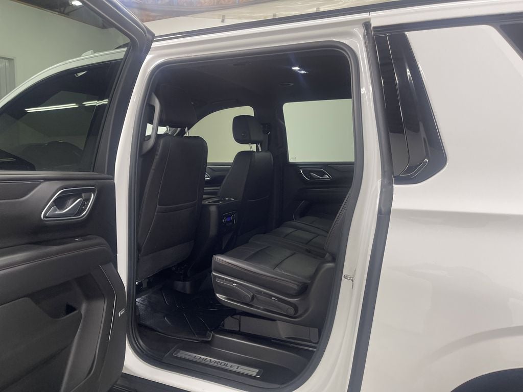 2021 Chevrolet Suburban 4WD RST