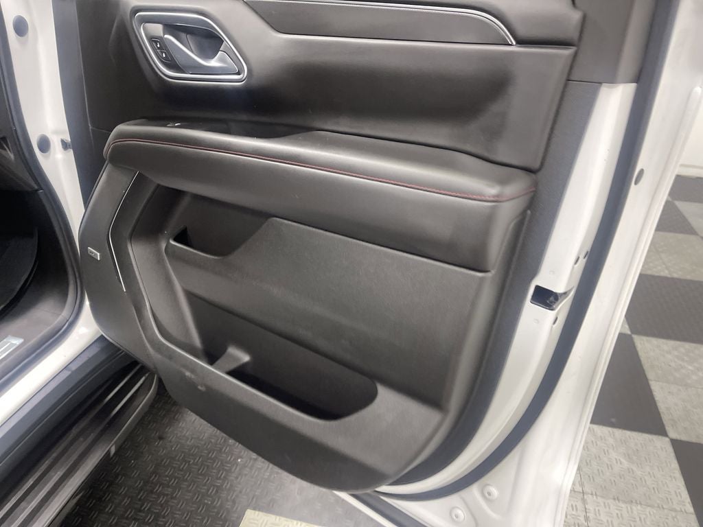 2021 Chevrolet Suburban 4WD RST