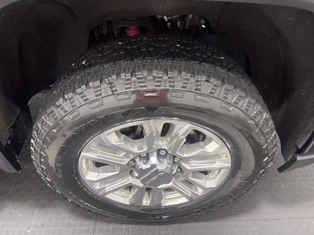 2020 GMC Sierra 2500HD 4WD Crew Cab Standard Bed Denali