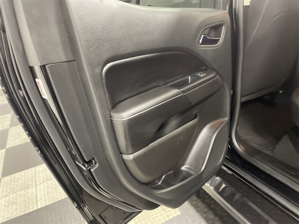 2022 GMC Canyon 4WD Crew Cab Short Box Elevation