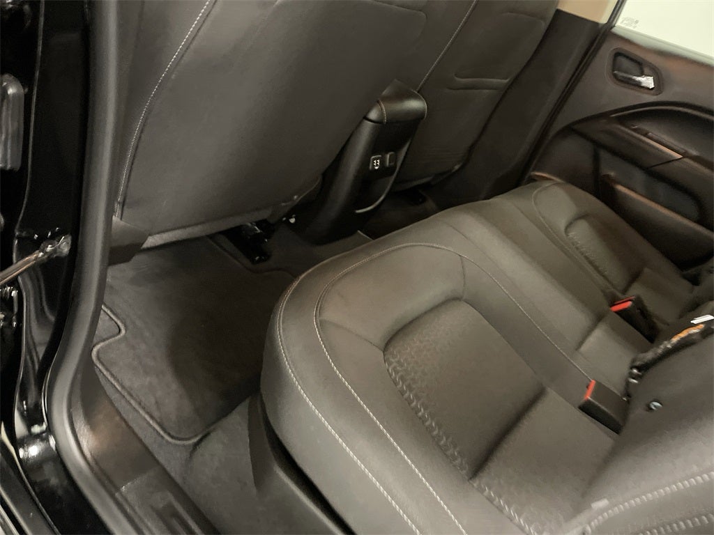 2022 GMC Canyon 4WD Crew Cab Short Box Elevation