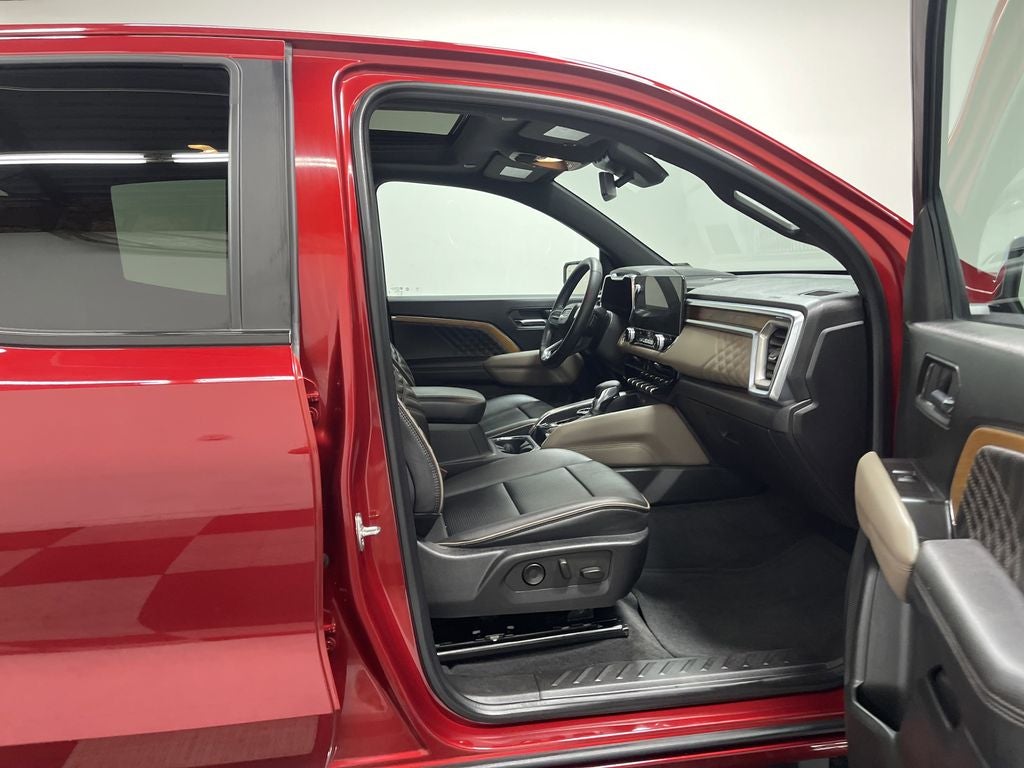 2023 GMC Canyon 4WD Crew Cab Short Box Denali