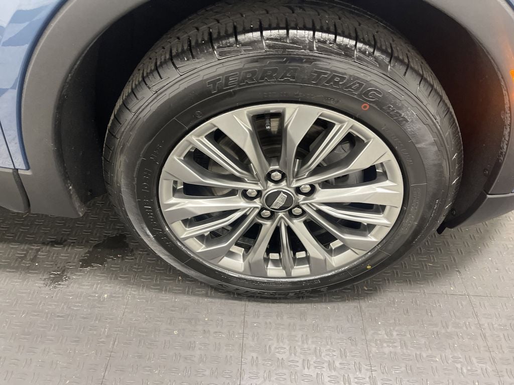 2025 Cadillac XT4 FWD Premium Luxury