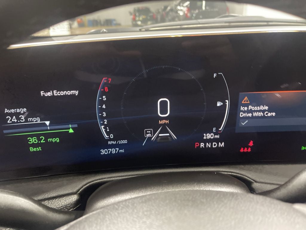 2025 Cadillac XT4 FWD Premium Luxury