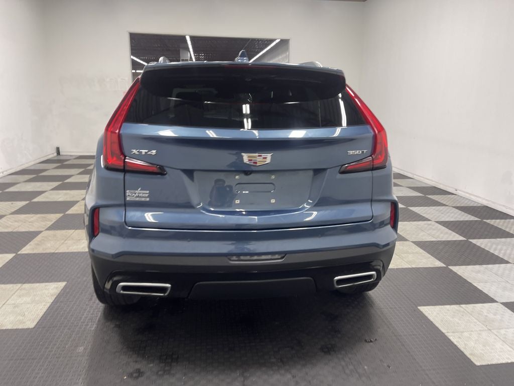 2025 Cadillac XT4 FWD Premium Luxury