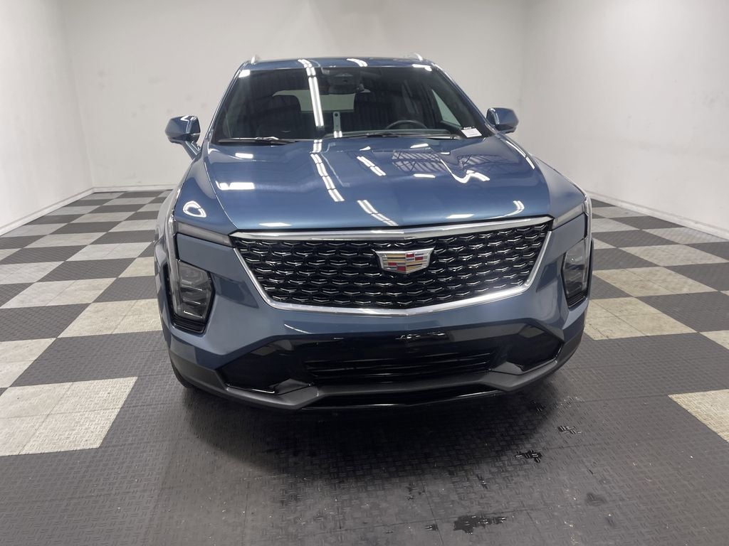 2025 Cadillac XT4 FWD Premium Luxury