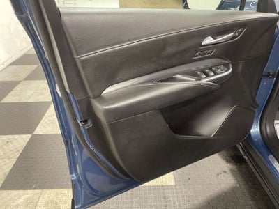 2025 Cadillac XT4 FWD Premium Luxury