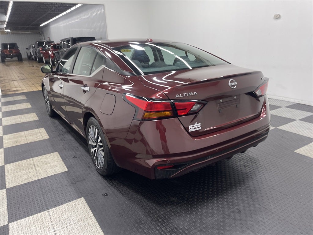 2024 Nissan Altima SV FWD