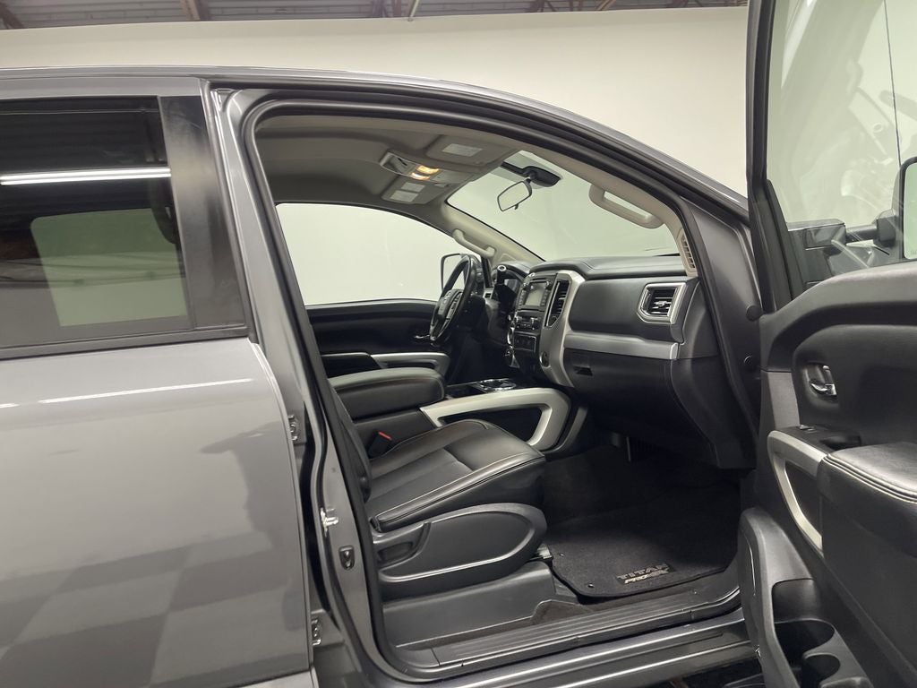 2019 Nissan TITAN XD PRO-4X Diesel