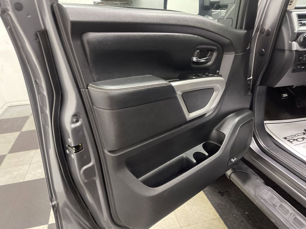 2019 Nissan TITAN XD PRO-4X Diesel