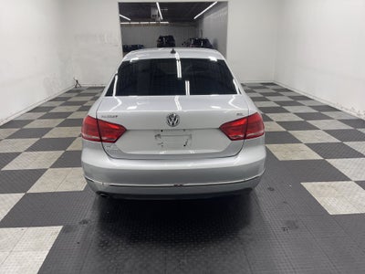 2012 Volkswagen Passat 2.5L SEL