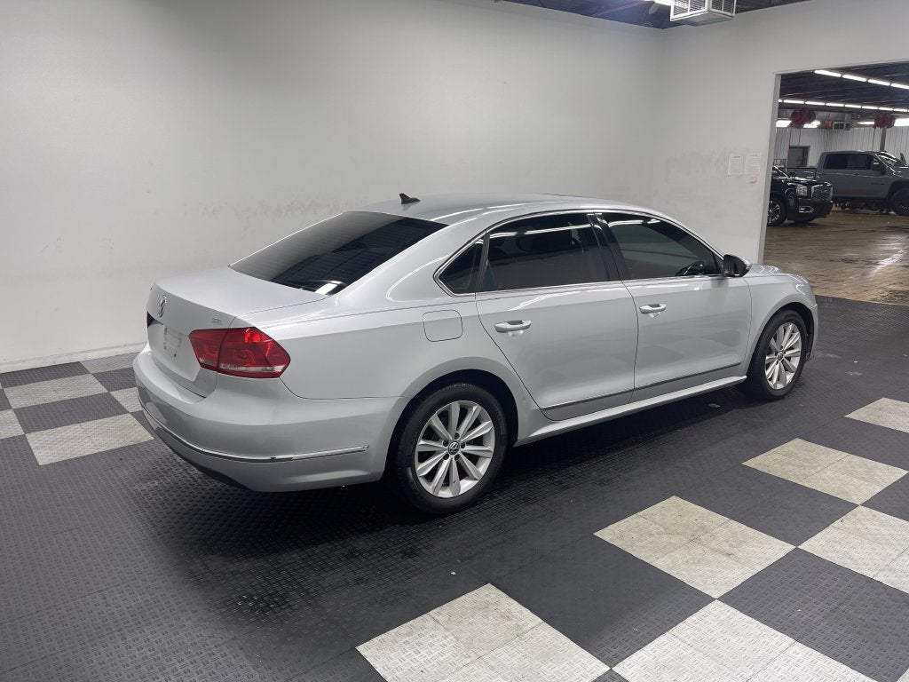 2012 Volkswagen Passat 2.5L SEL