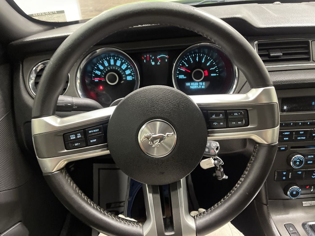 2014 Ford Mustang V6