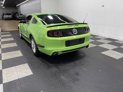 2014 Ford Mustang V6