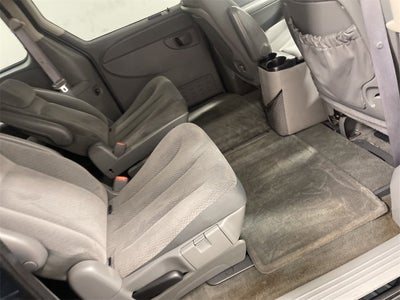 2006 Chrysler Town & Country LX