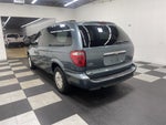 2006 Chrysler Town & Country LX