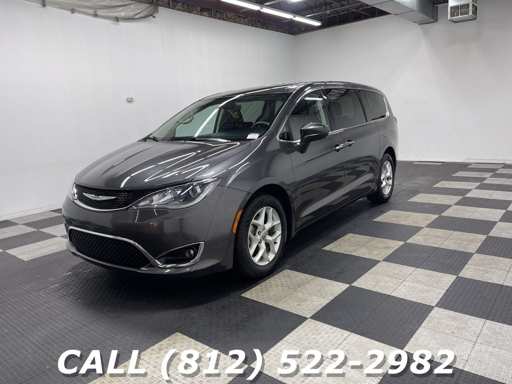 2017 Chrysler Pacifica Touring Plus