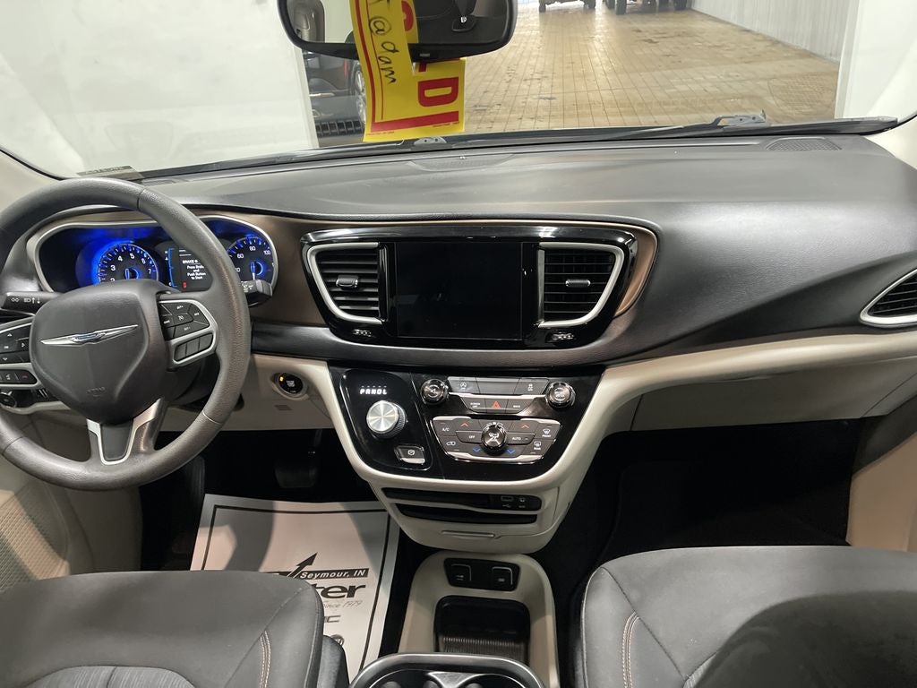 2017 Chrysler Pacifica Touring Plus