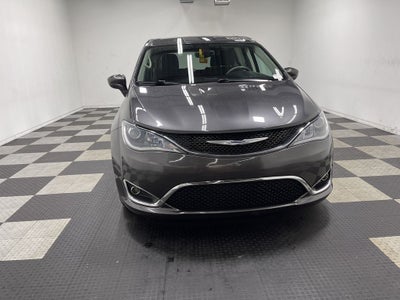2017 Chrysler Pacifica Touring Plus