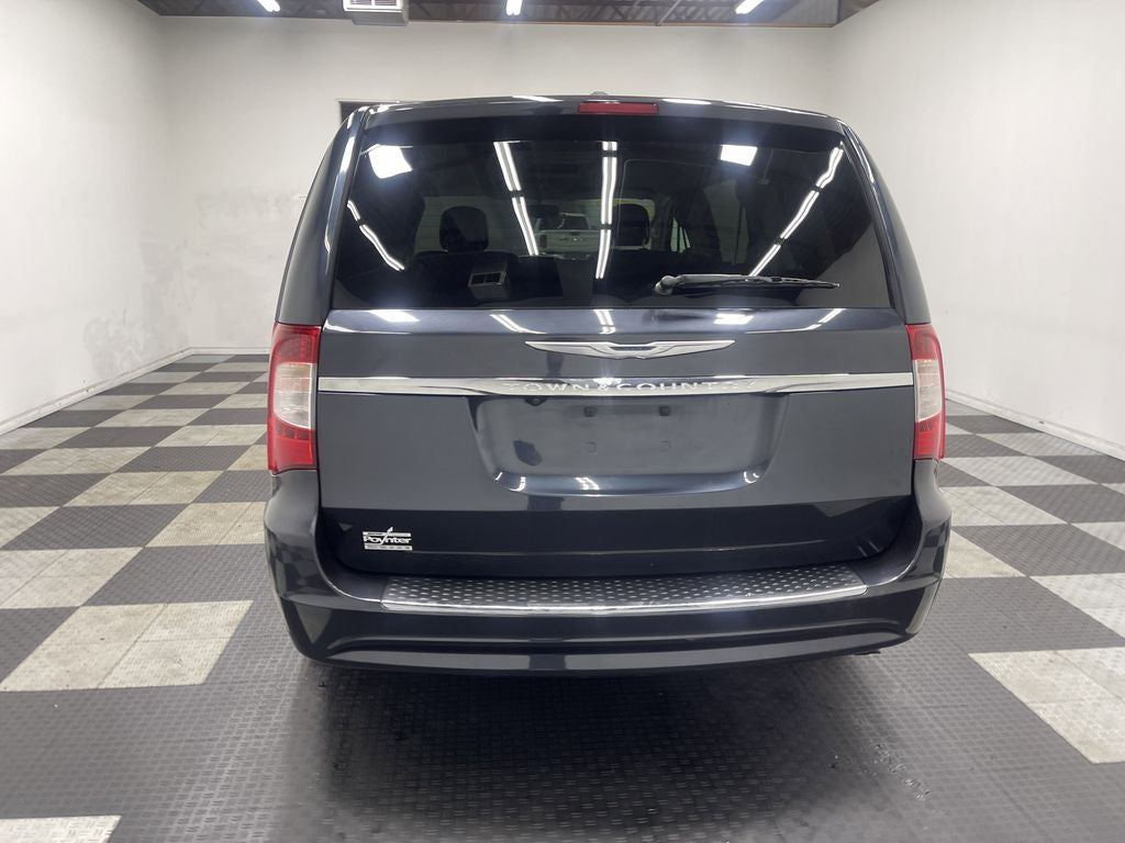 2013 Chrysler Town & Country Touring