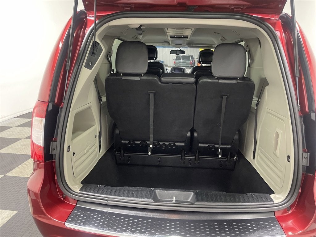 2014 Chrysler Town & Country Touring