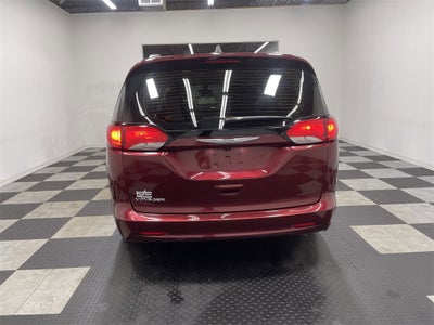 2021 Chrysler Voyager LXI
