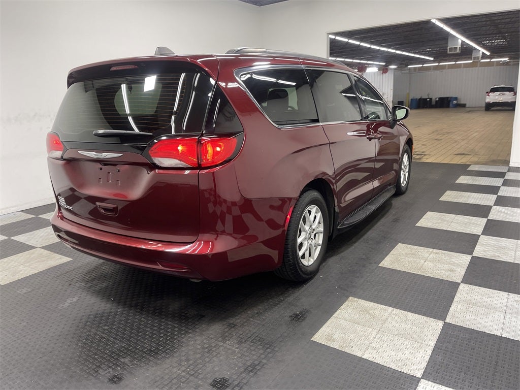 2021 Chrysler Voyager LXI
