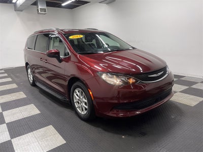 2021 Chrysler Voyager LXI
