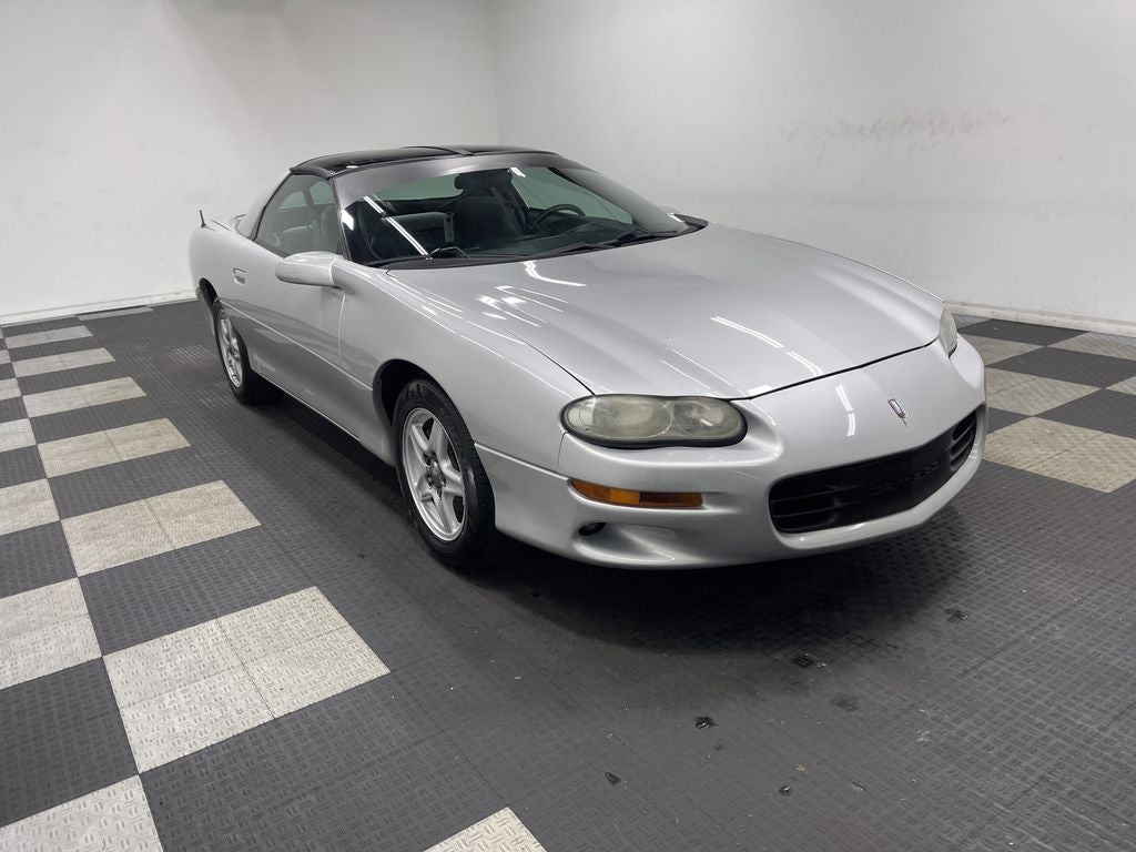 1999 Chevrolet Camaro Base