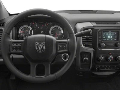 2017 RAM 3500 Big Horn Crew Cab 4x4 8' Box