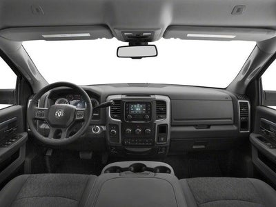 2017 RAM 3500 Big Horn Crew Cab 4x4 8' Box