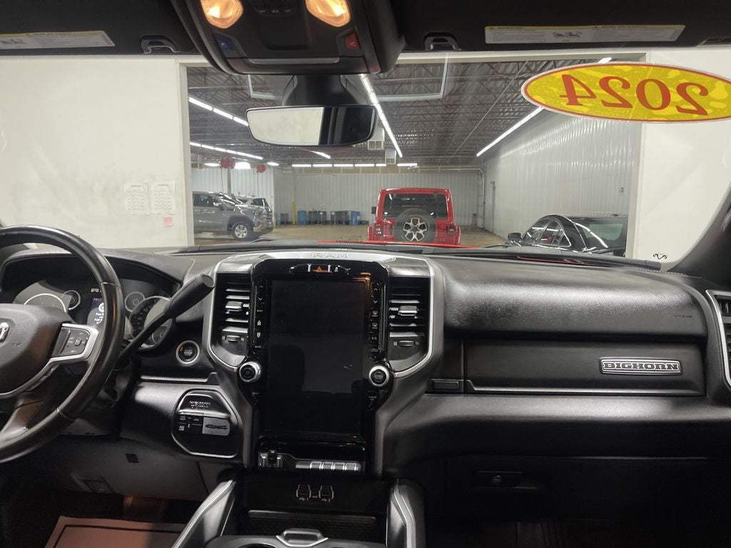 2024 RAM 3500 Big Horn Crew Cab 4x4 8' Box