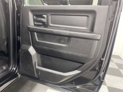 2022 RAM 2500 Tradesman Crew Cab 4x4 6'4' Box