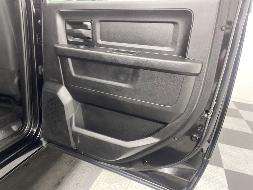 2022 RAM 2500 Tradesman Crew Cab 4x4 6'4' Box