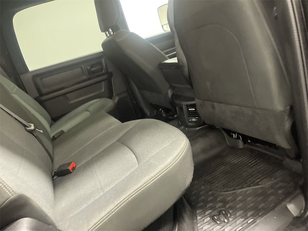 2022 RAM 2500 Tradesman Crew Cab 4x4 6'4' Box