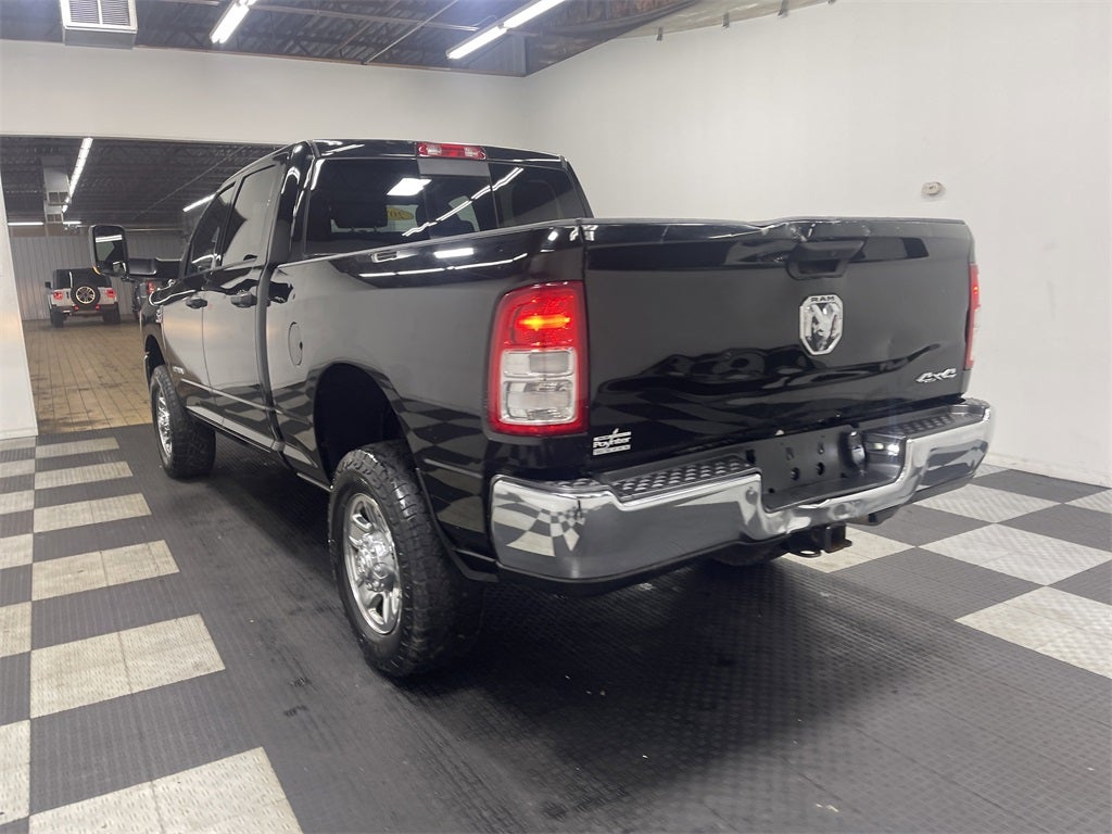 2022 RAM 2500 Tradesman Crew Cab 4x4 6'4' Box