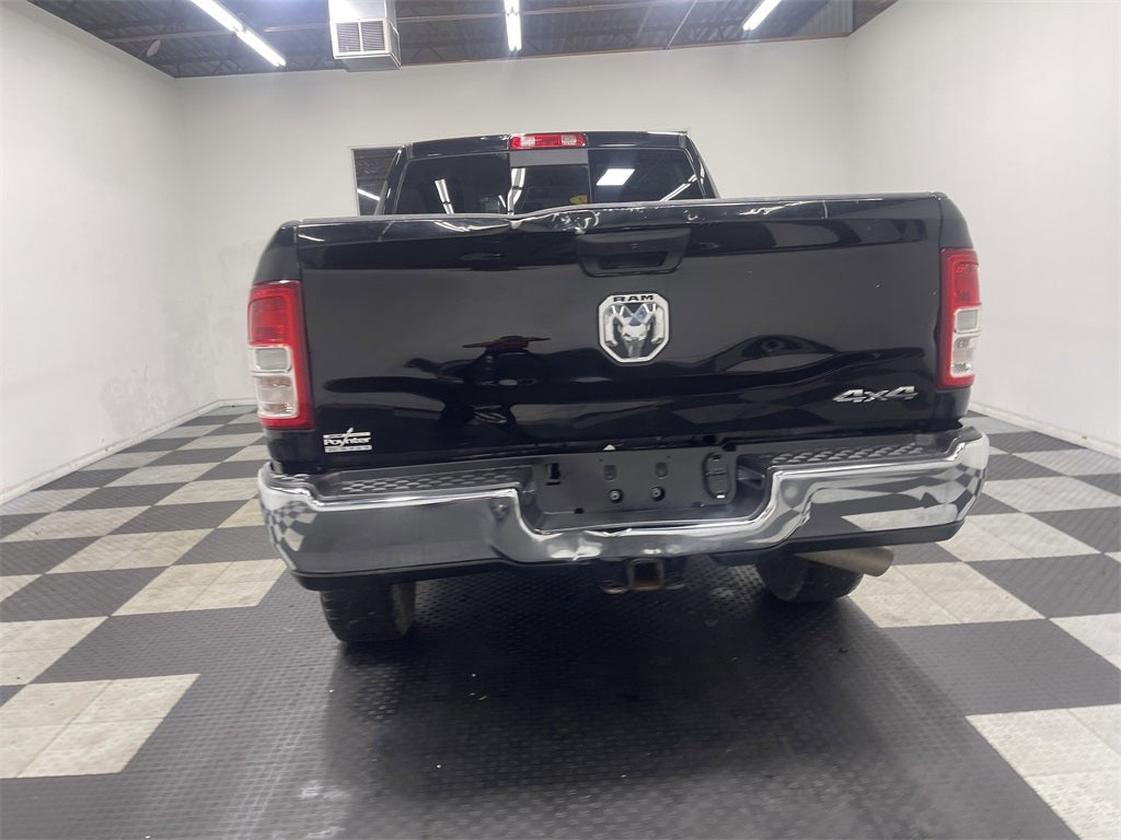 2022 RAM 2500 Tradesman Crew Cab 4x4 6'4' Box