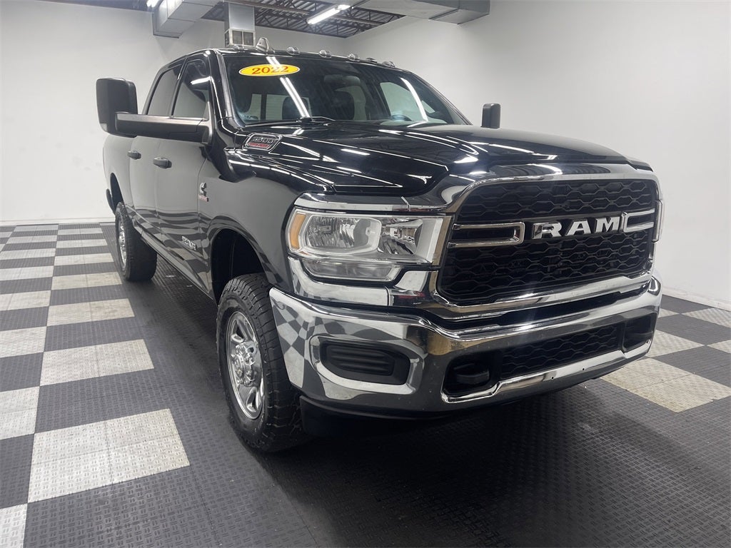 2022 RAM 2500 Tradesman Crew Cab 4x4 6'4' Box