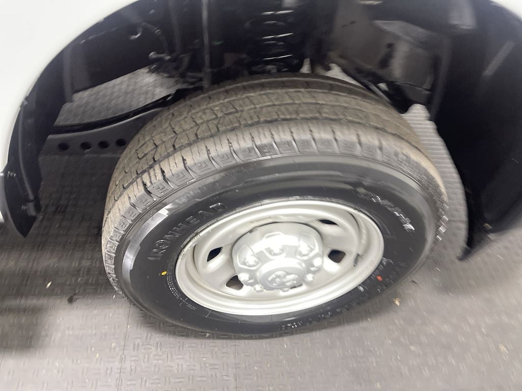 2024 RAM 2500 Tradesman Crew Cab 4x4 8' Box