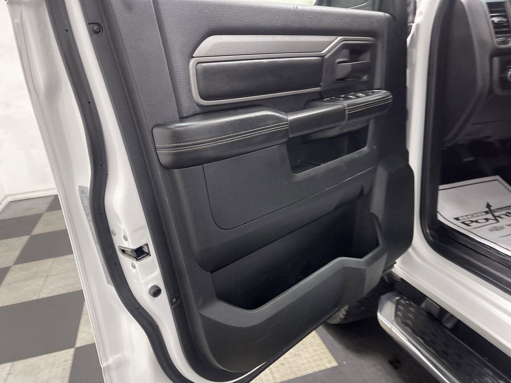 2020 RAM 2500 Tradesman Crew Cab 4x4 8' Box