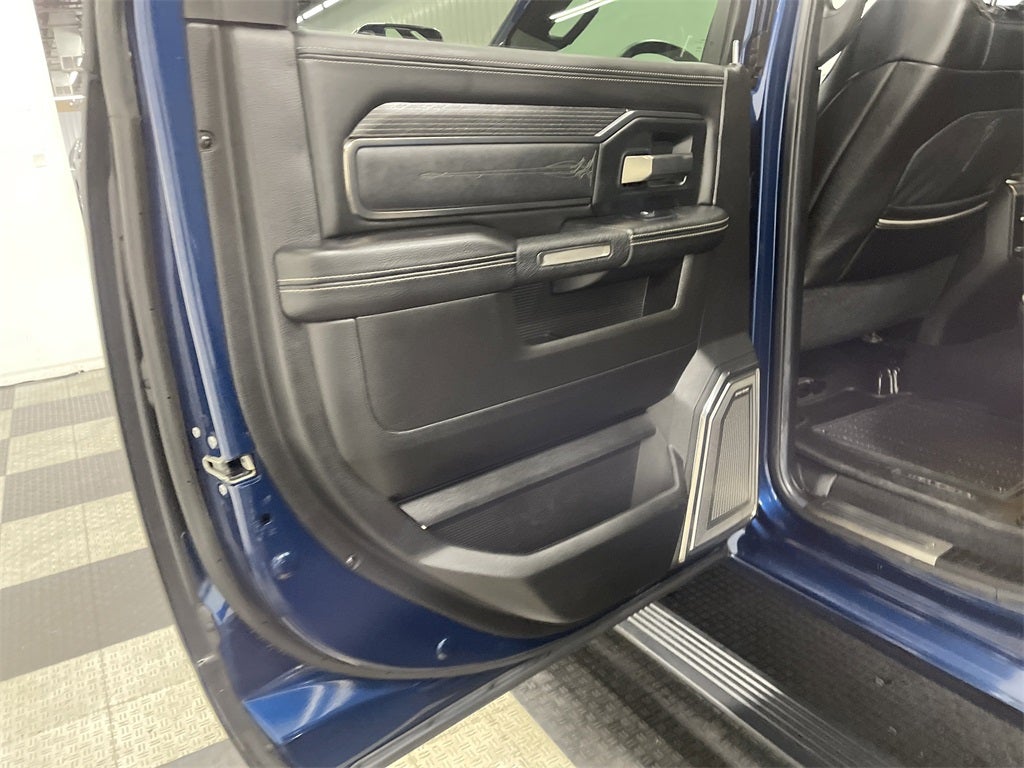 2019 RAM 2500 Limited Crew Cab 4x4 6'4' Box