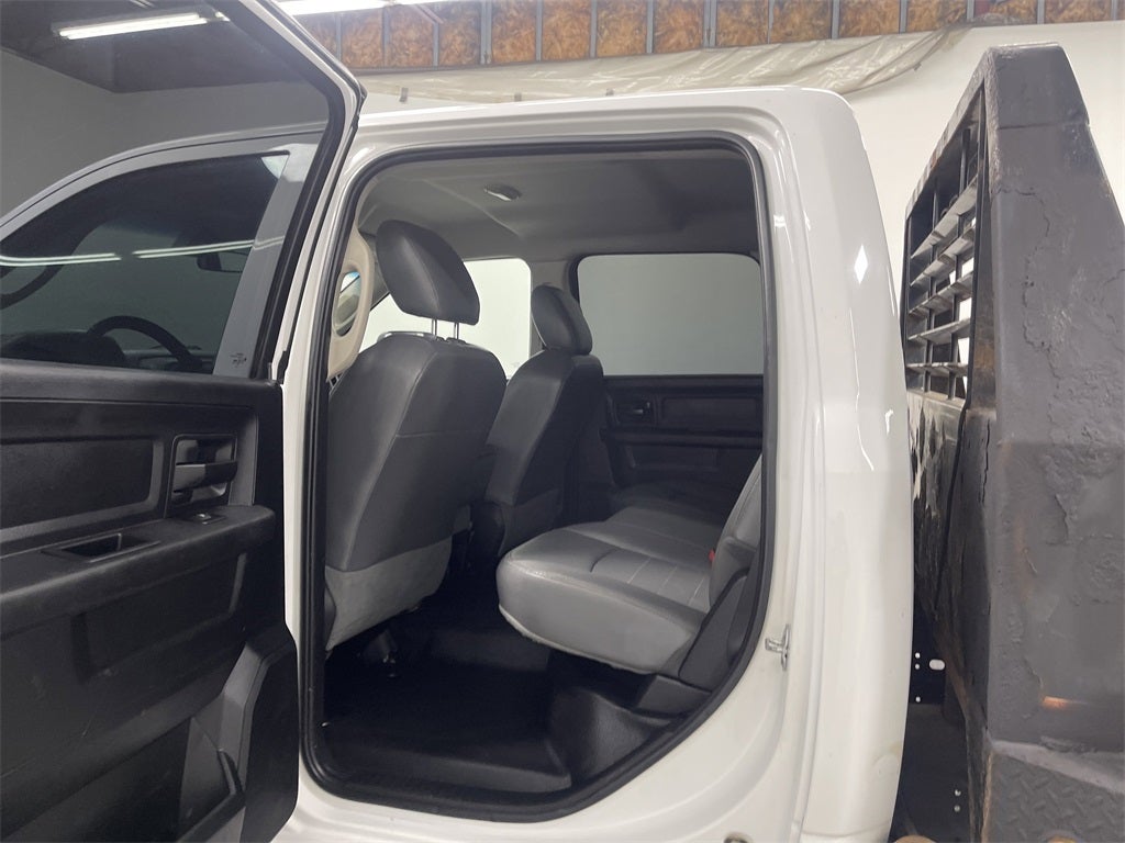 2017 RAM 3500 Chassis Tradesman/SLT/Laramie