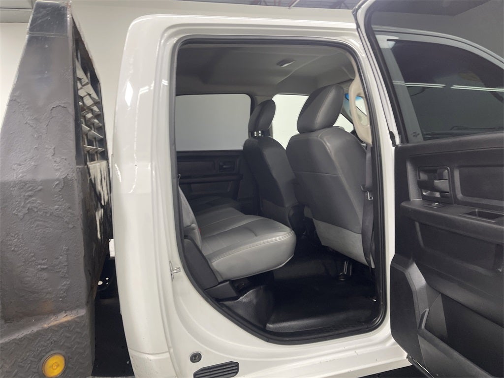 2017 RAM 3500 Chassis Tradesman/SLT/Laramie