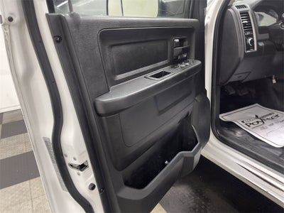 2017 RAM 3500 Chassis Tradesman/SLT/Laramie
