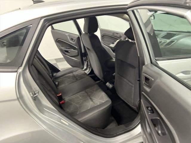 2013 Ford Fiesta SE