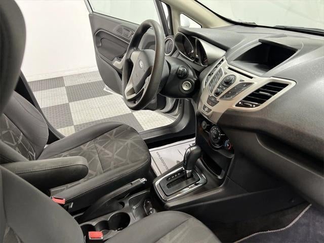 2013 Ford Fiesta SE