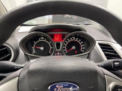 2013 Ford Fiesta SE