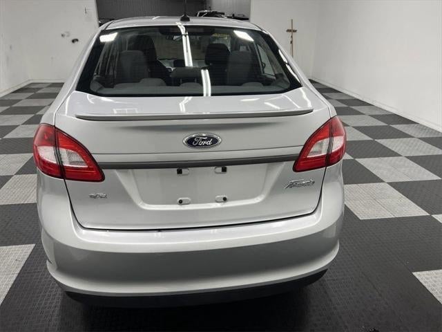 2013 Ford Fiesta SE