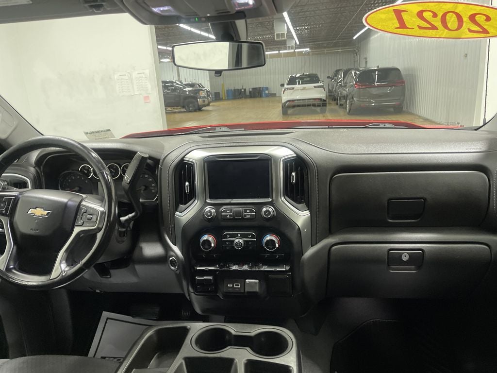 2021 Chevrolet Silverado 1500 4WD Crew Cab Short Bed LT