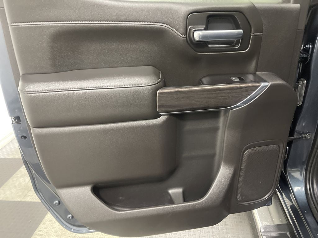 2020 Chevrolet Silverado 1500 4WD Crew Cab Short Bed LTZ